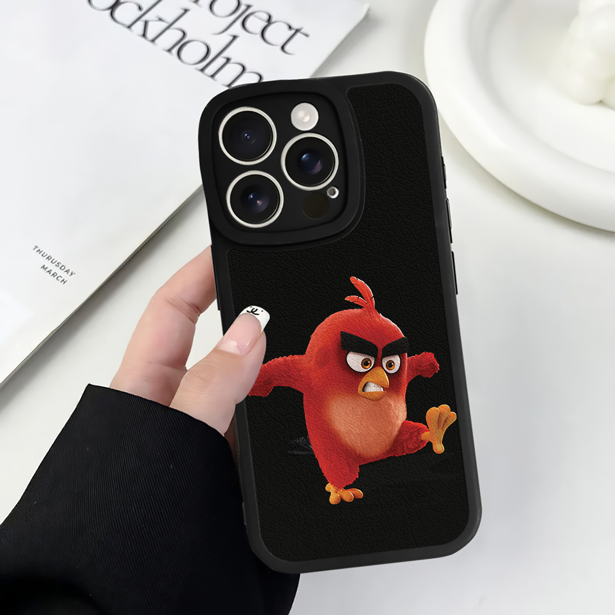 （画像用） Angry Birds アングリーバード 【iPhone 16シリーズ対応】シリコンスマホケース（レザー調） 材質：シリコン